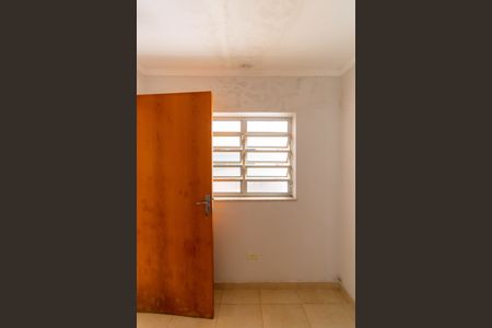 Casa à venda com 330m², 3 quartos e 2 vagas Casa à venda com 330m², 3 quartos e 2 vagasQuarto de Serviço