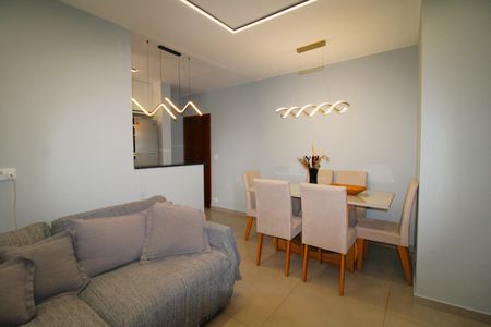 Apartamento à venda com 56m², 2 quartos e 2 vagasSala