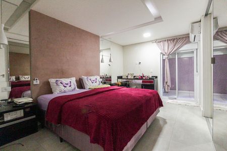 Casa à venda com 600m², 5 quartos e 6 vagas Casa à venda com 600m², 5 quartos e 6 vagasSuíte 1