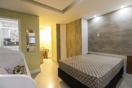 Casa à venda com 600m², 5 quartos e 6 vagas Casa à venda com 600m², 5 quartos e 6 vagasSuíte 2