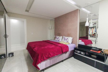 Casa à venda com 600m², 5 quartos e 6 vagas Casa à venda com 600m², 5 quartos e 6 vagasSuíte 1