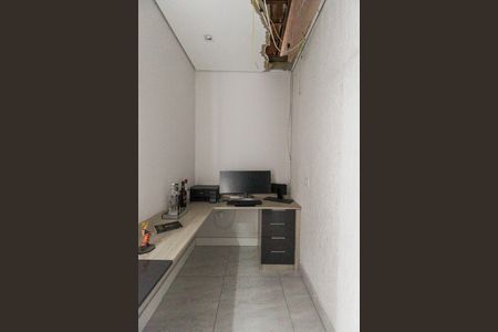 Casa à venda com 600m², 5 quartos e 6 vagas Casa à venda com 600m², 5 quartos e 6 vagasEscritório
