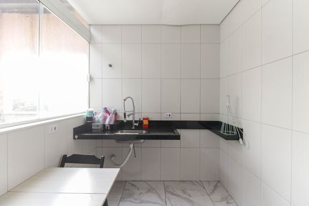 Casa à venda com 600m², 5 quartos e 6 vagas Casa à venda com 600m², 5 quartos e 6 vagasCozinha 2