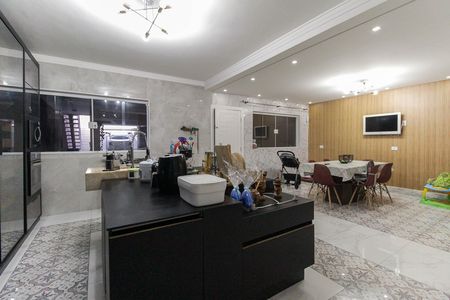 Casa à venda com 600m², 5 quartos e 6 vagas Casa à venda com 600m², 5 quartos e 6 vagasCozinha 1