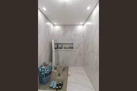 Casa à venda com 600m², 5 quartos e 6 vagas Casa à venda com 600m², 5 quartos e 6 vagasBanheiro da Suíte 1
