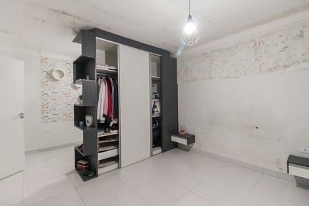 Casa à venda com 600m², 5 quartos e 6 vagas Casa à venda com 600m², 5 quartos e 6 vagasSuíte 4