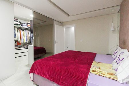 Casa à venda com 600m², 5 quartos e 6 vagas Casa à venda com 600m², 5 quartos e 6 vagasSuíte 1