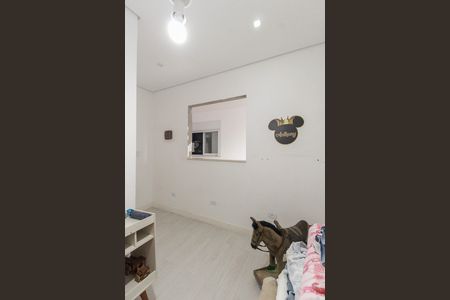 Casa à venda com 600m², 5 quartos e 6 vagas Casa à venda com 600m², 5 quartos e 6 vagasQuarto