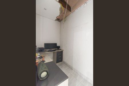 Casa à venda com 600m², 5 quartos e 6 vagas Casa à venda com 600m², 5 quartos e 6 vagasEscritório