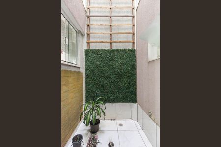 Casa à venda com 600m², 5 quartos e 6 vagas Casa à venda com 600m², 5 quartos e 6 vagasJardim de Inverno