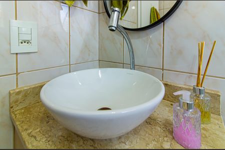 Apartamento à venda com 94m², 3 quartos e 2 vagasBanheiro da Suíte