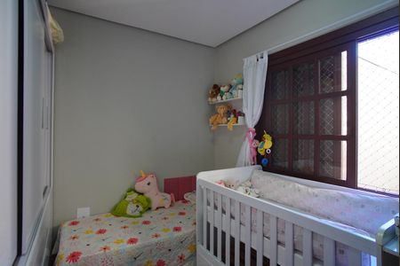 Apartamento à venda com 125m², 3 quartos e 1 vagaQuarto 2