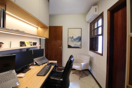 Casa de condomínio à venda com 370m², 4 quartos e 1 vagaQuarto 3 - Suíte