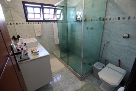 Casa de condomínio à venda com 370m², 4 quartos e 1 vagaQuarto 4 - Banheiro