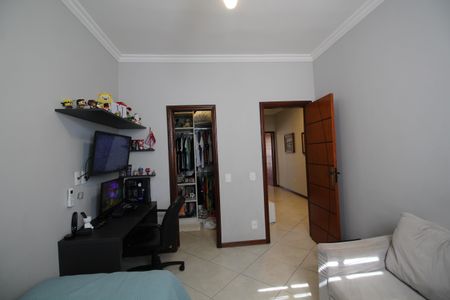 Casa de condomínio à venda com 370m², 4 quartos e 1 vagaQuarto 1