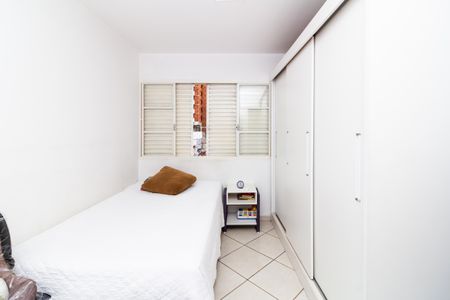 Apartamento para alugar com 78m², 2 quartos e 1 vagaQuarto 1