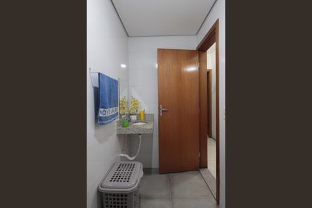 Apartamento à venda com 75m², 3 quartos e 1 vagaBanheiro Social