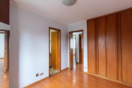 Apartamento à venda com 86m², 3 quartos e 2 vagas Apartamento à venda com 86m², 3 quartos e 2 vagasSuíte