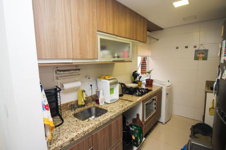 Apartamento à venda com 65m², 2 quartos e 1 vaga Apartamento à venda com 65m², 2 quartos e 1 vagaCozinha
