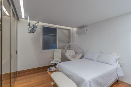 Apartamento à venda com 380m², 4 quartos e 3 vagas Apartamento à venda com 380m², 4 quartos e 3 vagasFoto 37