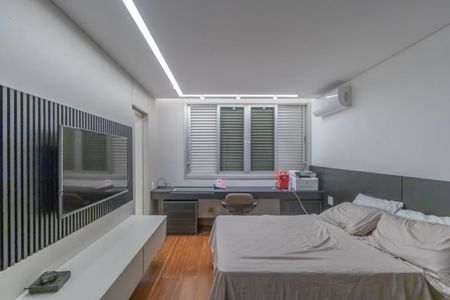 Apartamento à venda com 380m², 4 quartos e 3 vagas Apartamento à venda com 380m², 4 quartos e 3 vagasFoto 42