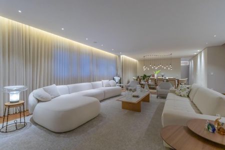 Apartamento à venda com 380m², 4 quartos e 3 vagas Apartamento à venda com 380m², 4 quartos e 3 vagasFoto 04