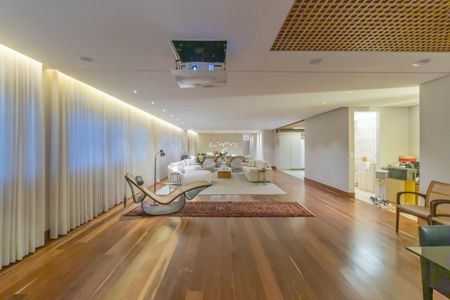 Apartamento à venda com 380m², 4 quartos e 3 vagas Apartamento à venda com 380m², 4 quartos e 3 vagasFoto 12