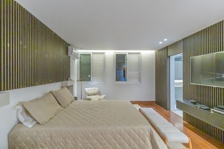 Apartamento à venda com 380m², 4 quartos e 3 vagas Apartamento à venda com 380m², 4 quartos e 3 vagasFoto 23