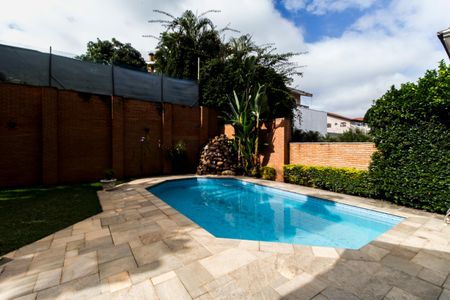 Casa de condomínio à venda com 380m², 4 quartos e 4 vagasPiscina