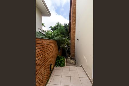 Casa de condomínio à venda com 380m², 4 quartos e 4 vagasCorredor