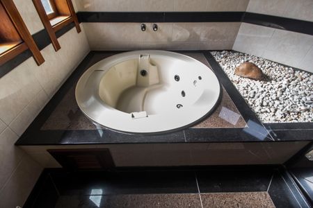 Casa de condomínio à venda com 380m², 4 quartos e 4 vagasDetalhe do Banheiro da Suite