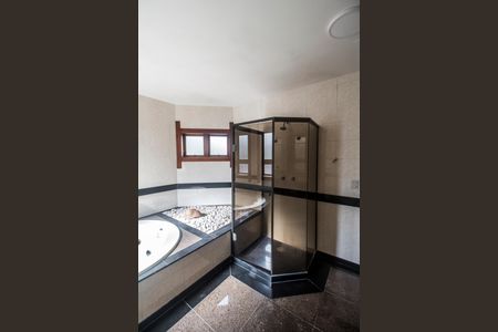 Casa de condomínio à venda com 380m², 4 quartos e 4 vagasBanheiro da Suíte 1