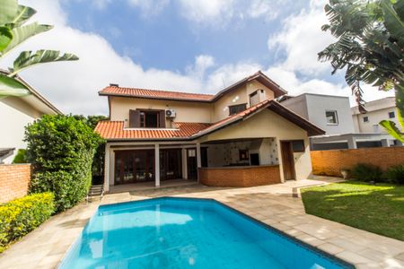 Casa de condomínio à venda com 380m², 4 quartos e 4 vagasPiscina