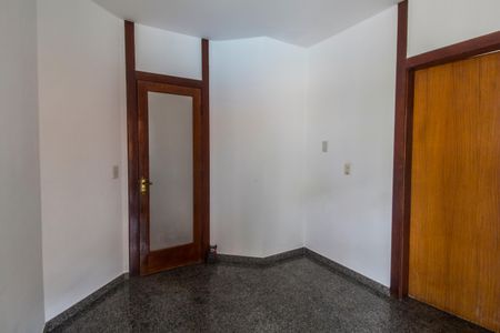 Casa de condomínio à venda com 380m², 4 quartos e 4 vagasCopa
