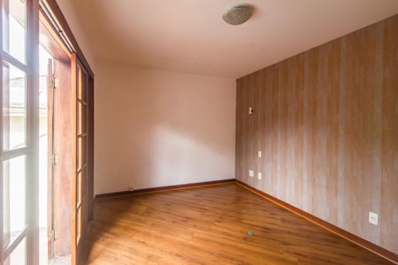 Casa de condomínio à venda com 380m², 4 quartos e 4 vagasSuíte master