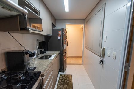 Apartamento à venda com 72m², 2 quartos e 2 vagas Apartamento à venda com 72m², 2 quartos e 2 vagasCozinha