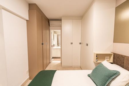 Apartamento à venda com 72m², 2 quartos e 2 vagas Apartamento à venda com 72m², 2 quartos e 2 vagasSuíte