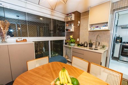 Apartamento à venda com 72m², 2 quartos e 2 vagas Apartamento à venda com 72m², 2 quartos e 2 vagasVaranda