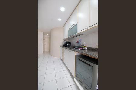 Apartamento para alugar com 100m², 3 quartos e 2 vagasCozinha