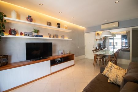 Apartamento para alugar com 100m², 3 quartos e 2 vagasSala