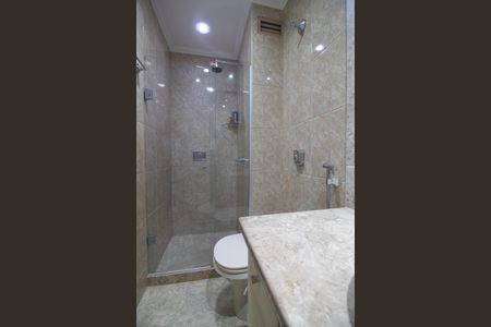 Apartamento para alugar com 100m², 3 quartos e 2 vagasBanheiro social