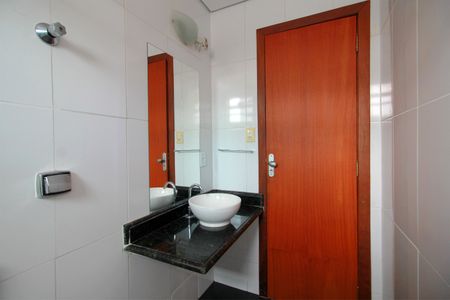 Apartamento à venda com 241m², 5 quartos e 4 vagasCobertura / Banheiro