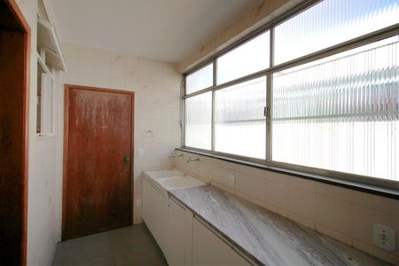 Apartamento à venda com 241m², 5 quartos e 4 vagasÁrea de Serviço
