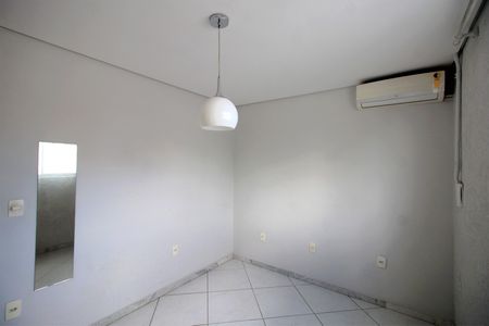 Apartamento à venda com 241m², 5 quartos e 4 vagasCobertura / Quarto