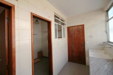 Apartamento à venda com 241m², 5 quartos e 4 vagasÁrea de Serviço