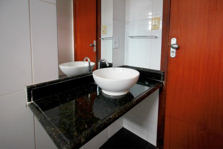 Apartamento à venda com 241m², 5 quartos e 4 vagasCobertura / Banheiro