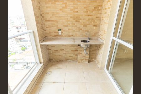 Apartamento para alugar com 77m², 3 quartos e 2 vagasVaranda