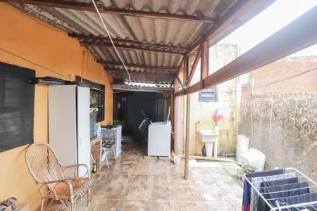 Casa à venda com 120m², 3 quartos e 2 vagas Casa à venda com 120m², 3 quartos e 2 vagasÁrea de Serviço