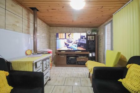 Casa à venda com 120m², 3 quartos e 2 vagas Casa à venda com 120m², 3 quartos e 2 vagasSala de TV
