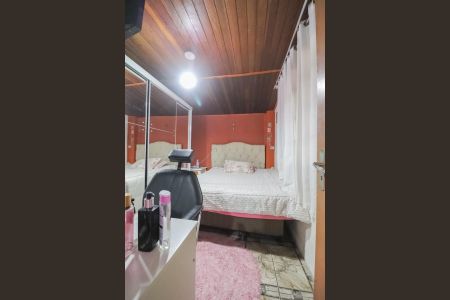 Casa à venda com 120m², 3 quartos e 2 vagas Casa à venda com 120m², 3 quartos e 2 vagasQuarto 1